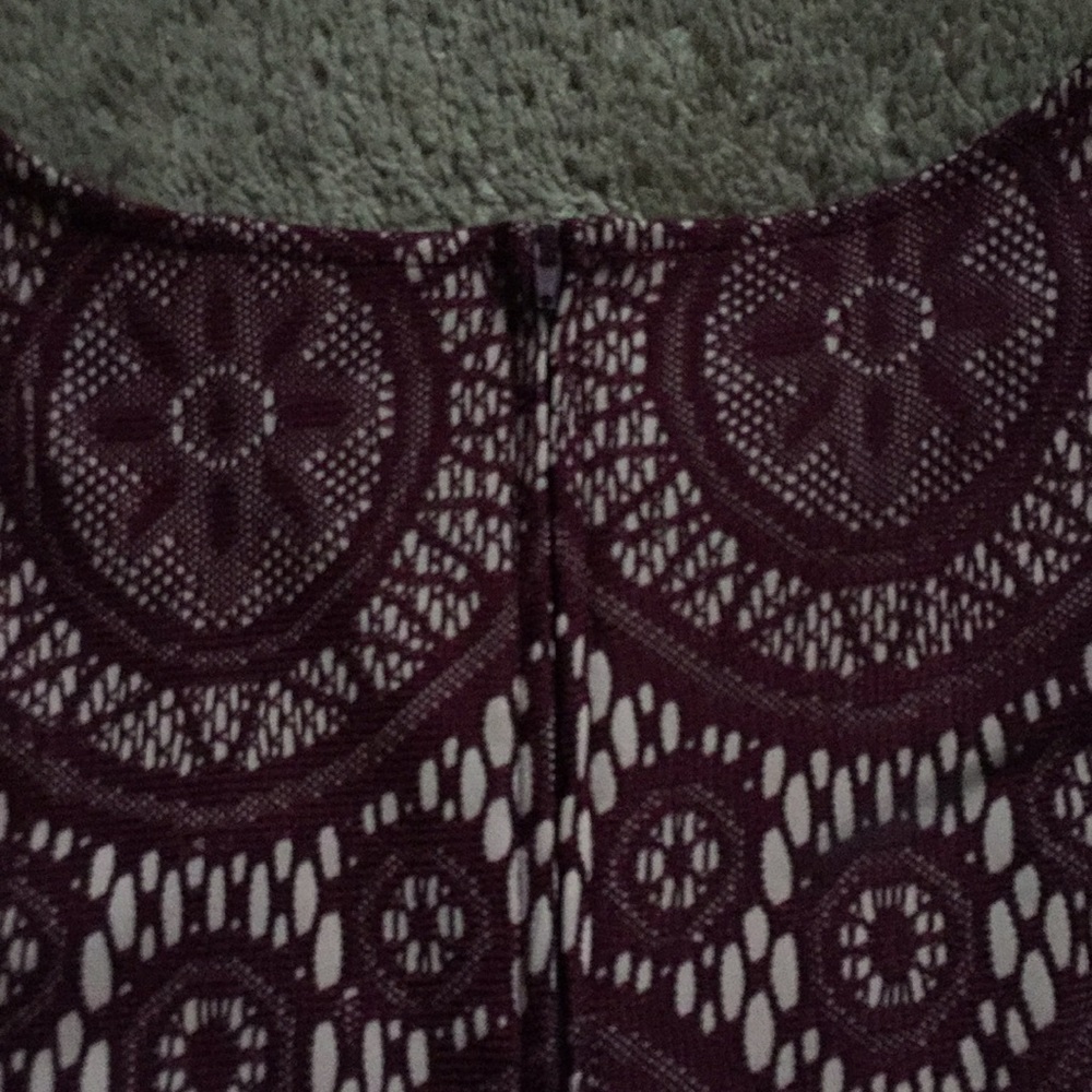Dress - Picture 3 of 4